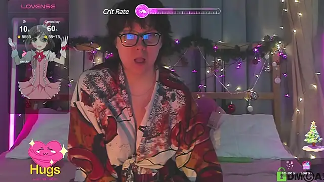 Snapshot of dreamgirllovee chatting on 01/08/25, 01:32 dreamgirllovee online show from 01/08/25, 01:32