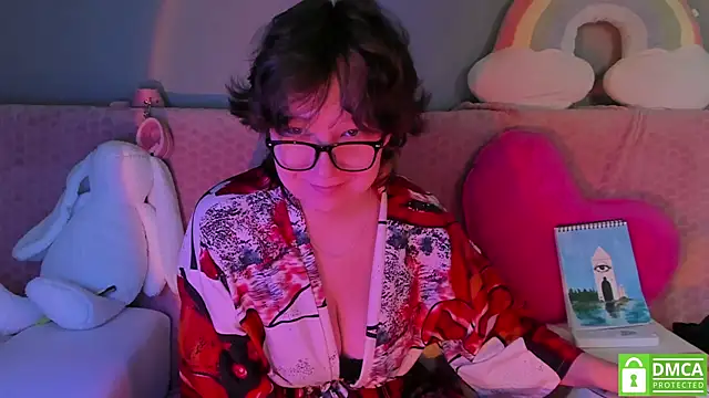 Snapshot of dreamgirllovee chatting on 02/06/25, 02:00 dreamgirllovee online show from 02/06/25, 02:00