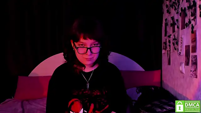 Snapshot of dreamgirllovee chatting on 11/23/25, 08:19 dreamgirllovee online show from 11/23/25, 08:19