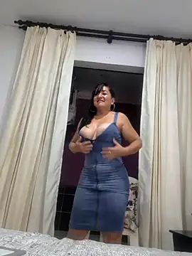 Snapshot of viollett_28 chatting on 12/16/24, 02:47 viollett 28 online show from 12/16/24, 02:47