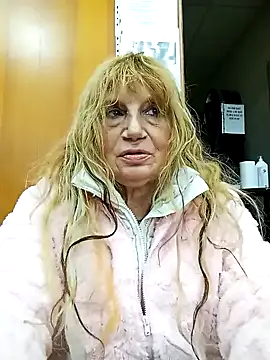 Snapshot of eva2023sexy chatting on 01/20/25, 11:56 eva2023sexy online show from 01/20/25, 11:56
