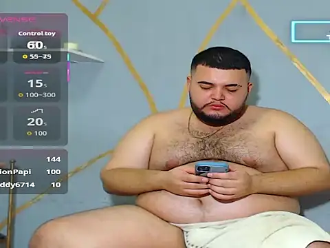Snapshot of damian_chubby chatting on 09/28/25, 11:10 damian chubby online show from 09/28/25, 11:10