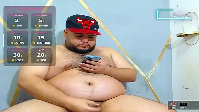 Snapshot of damian_chubby chatting on 10/12/25, 10:09 damian chubby online show from 10/12/25, 10:09