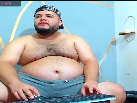 Snapshot of damian_chubby chatting on 11/03/25, 10:10 damian chubby online show from 11/03/25, 10:10