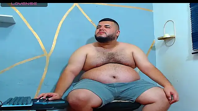 Snapshot of damian_chubby chatting on 11/16/25, 09:20 damian chubby online show from 11/16/25, 09:20