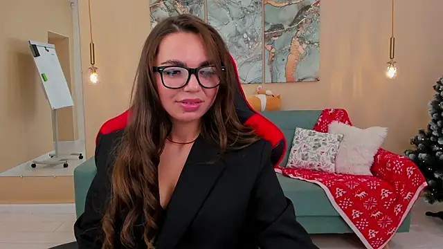 Snapshot of CamillaLarson chatting on 12/31/24, 06:05 CamillaLarson online show from 12/31/24, 06:05