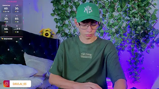 Daviid laidd online show from 11/10/25, 07:46