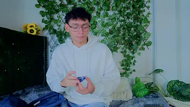 Daviid laidd online show from 11/12/25, 09:58