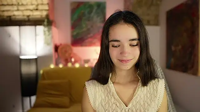 Snapshot of Gia_Paige18 chatting on 12/03/24, 12:16 Gia Paige18 online show from 12/03/24, 12:16