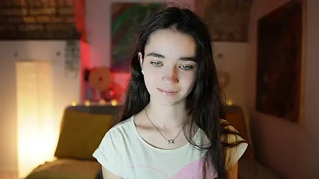 Snapshot of Gia_Paige18 chatting on 12/21/24, 12:16 Gia Paige18 online show from 12/21/24, 12:16