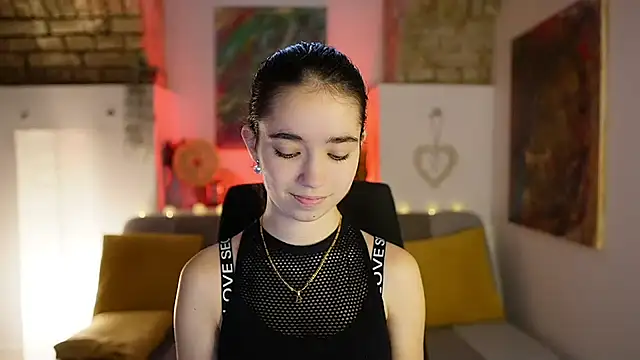 Snapshot of Gia_Paige18 chatting on 01/07/25, 09:18 Gia Paige18 online show from 01/07/25, 09:18