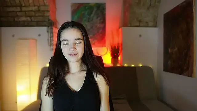 Snapshot of Gia_Paige18 chatting on 02/16/25, 03:38 Gia Paige18 online show from 02/16/25, 03:38