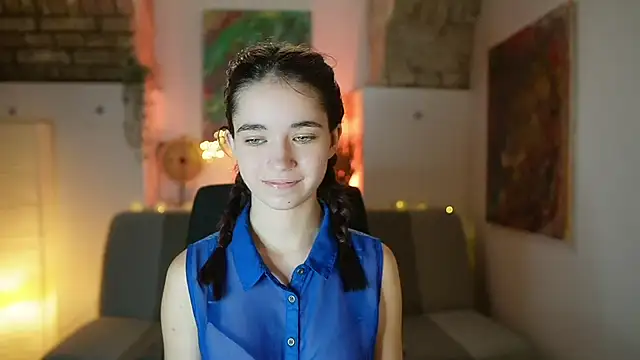 Snapshot of Gia_Paige18 chatting on 03/05/25, 11:17 Gia Paige18 online show from 03/05/25, 11:17