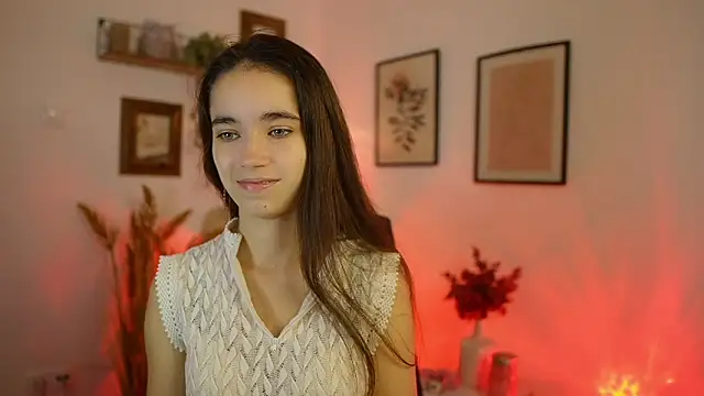 Snapshot of Gia_Paige18 chatting on 09/26/25, 10:19 Gia Paige18 online show from 09/26/25, 10:19