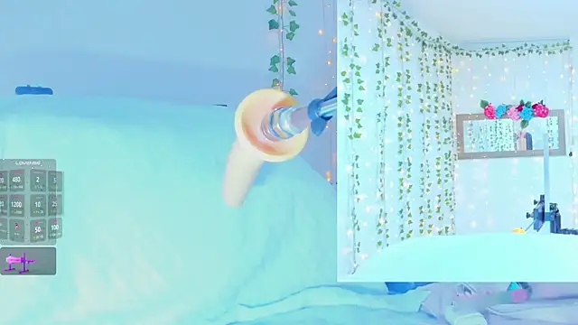 Tiffanny Love  online show from 11/13/25, 08:57