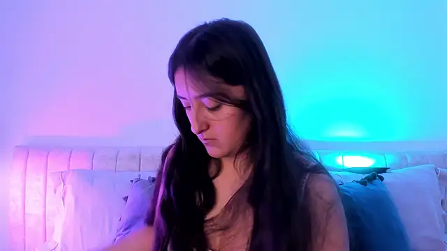 Snapshot of Kathia_Morelli chatting on 01/15/25, 11:32 Kathia Morelli online show from 01/15/25, 11:32