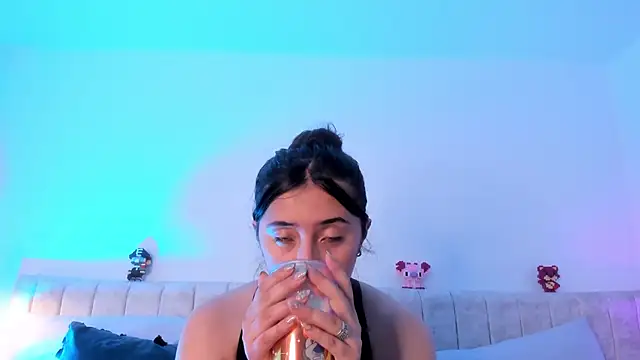 Snapshot of Kathia_Morelli chatting on 02/20/25, 11:53 Kathia Morelli online show from 02/20/25, 11:53