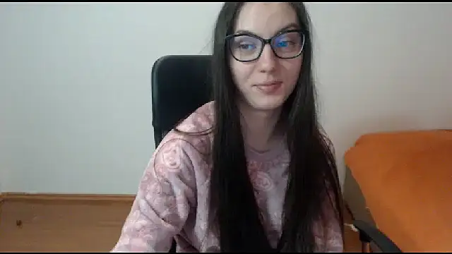 Snapshot of CuteJollie4U chatting on 02/18/25, 06:58 CuteJollie4U online show from 02/18/25, 06:58