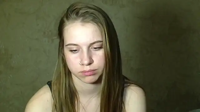 Snapshot of KirraLiam chatting on 03/10/25, 06:12 KirraLiam online show from 03/10/25, 06:12