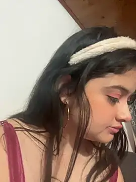 Stephania 18 online show from 10/01/25, 11:44