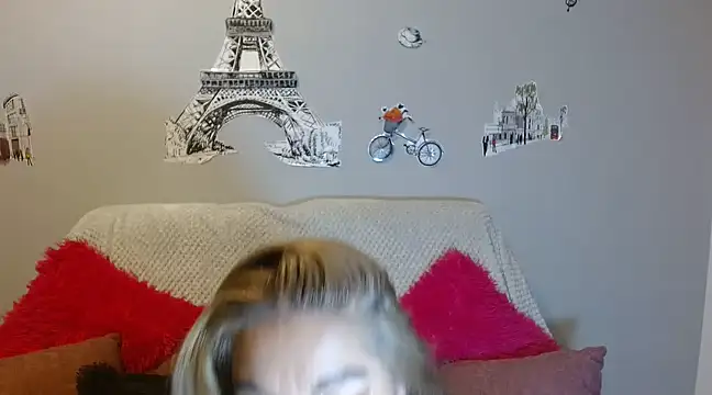 Snapshot of _SamanthaDoll_ chatting on 01/08/25, 06:41 SamanthaDoll online show from 01/08/25, 06:41