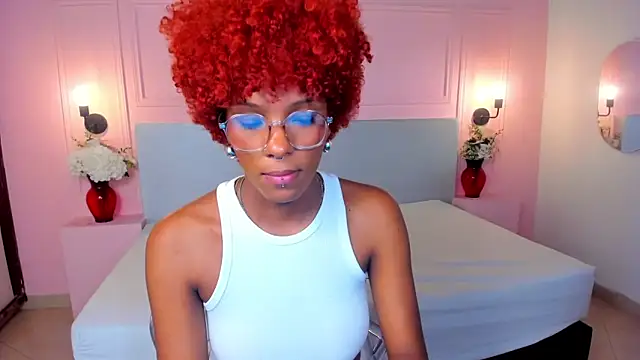 Snapshot of LiannaDixon chatting on 01/27/25, 04:43 LiannaDixon online show from 01/27/25, 04:43