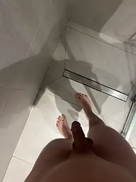 Snapshot of dedewr chatting on 11/11/25, 07:47 dedewr online show from 11/11/25, 07:47