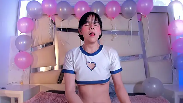 chrystal js online show from 10/20/25, 01:33