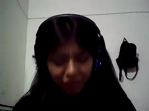 Snapshot of chinanochina chatting on 03/13/25, 03:33 chinanochina online show from 03/13/25, 03:33