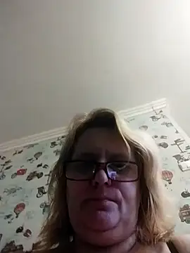 Snapshot of Forest-Lady chatting on 11/01/25, 09:33 Forest-Lady online show from 11/01/25, 09:33