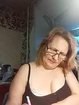 Snapshot of Forest-Lady chatting on 11/14/25, 01:32 Forest-Lady online show from 11/14/25, 01:32