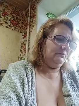 Snapshot of Forest-Lady chatting on 11/16/25, 10:43 Forest-Lady online show from 11/16/25, 10:43