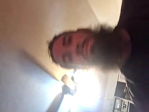 Snapshot of Robriguezxxx chatting on 10/14/25, 05:52 Robriguezxxx online show from 10/14/25, 05:52