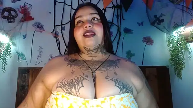 VeronikCuhubby online show from 10/21/25, 12:50