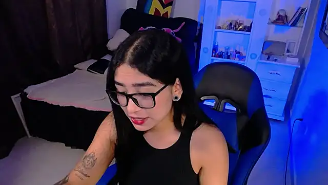 Snapshot of thalia_066 chatting on 09/25/25, 08:45 thalia 066 online show from 09/25/25, 08:45