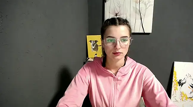 Snapshot of lady_olivia_ chatting on 12/12/24, 05:59 lady olivia online show from 12/12/24, 05:59