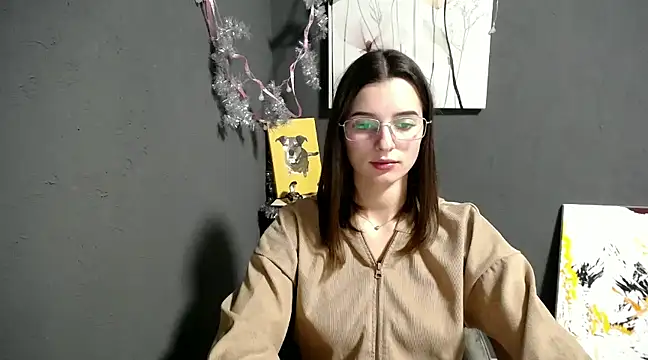 Snapshot of lady_olivia_ chatting on 12/20/24, 04:46 lady olivia online show from 12/20/24, 04:46