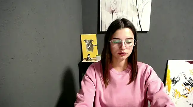 Snapshot of lady_olivia_ chatting on 02/05/25, 01:44 lady olivia online show from 02/05/25, 01:44