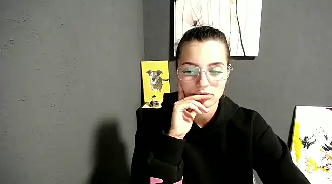 Snapshot of lady_olivia_ chatting on 02/10/25, 04:58 lady olivia online show from 02/10/25, 04:58