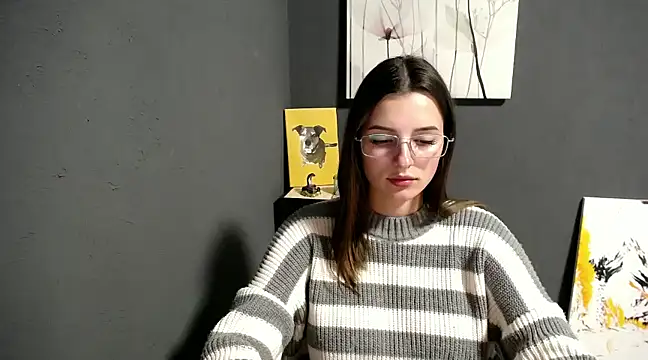 Snapshot of lady_olivia_ chatting on 02/13/25, 05:44 lady olivia online show from 02/13/25, 05:44