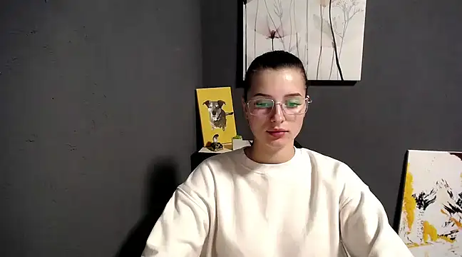 Snapshot of lady_olivia_ chatting on 02/24/25, 01:42 lady olivia online show from 02/24/25, 01:42