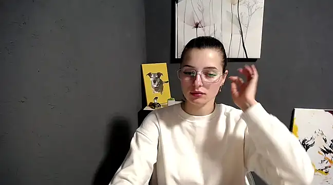 Snapshot of lady_olivia_ chatting on 02/24/25, 04:47 lady olivia online show from 02/24/25, 04:47