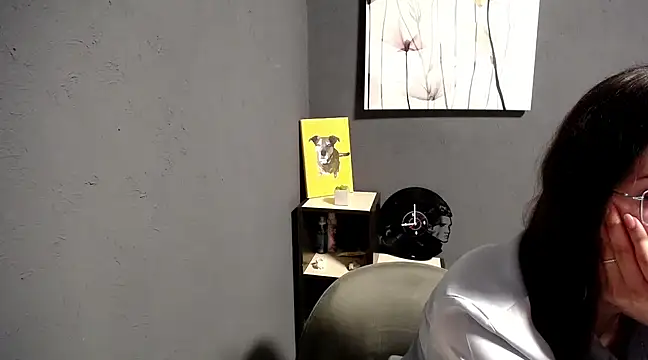 Snapshot of lady_olivia_ chatting on 02/28/25, 04:42 lady olivia online show from 02/28/25, 04:42