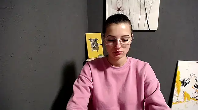 Snapshot of lady_olivia_ chatting on 03/03/25, 02:04 lady olivia online show from 03/03/25, 02:04