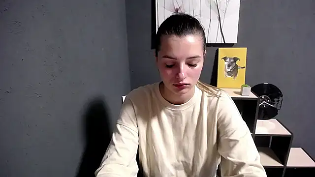 Snapshot of lady_olivia_ chatting on 10/08/25, 04:59 lady olivia online show from 10/08/25, 04:59