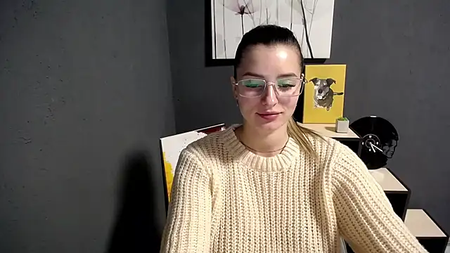 Snapshot of lady_olivia_ chatting on 10/28/25, 02:31 lady olivia online show from 10/28/25, 02:31