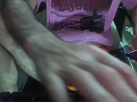 Snapshot of Carte1921 chatting on 12/19/24, 02:23 Carte1921 online show from 12/19/24, 02:23