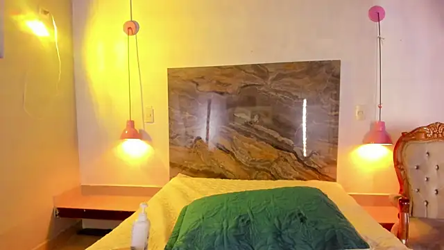 Alisson zambrano online show from 01/09/25, 11:34