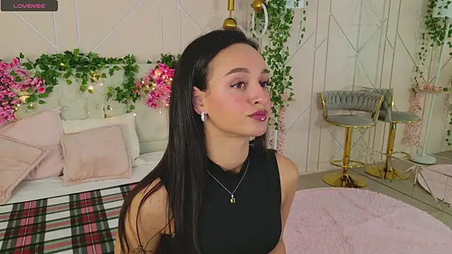 Lolly Neal online show from 10/10/25, 05:06