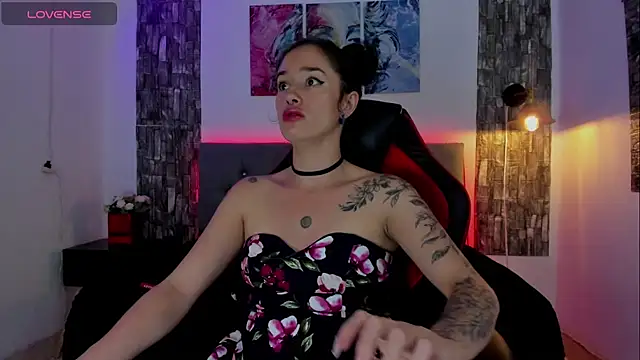 Snapshot of Allison_sc chatting on 03/01/25, 12:39 Allison sc online show from 03/01/25, 12:39
